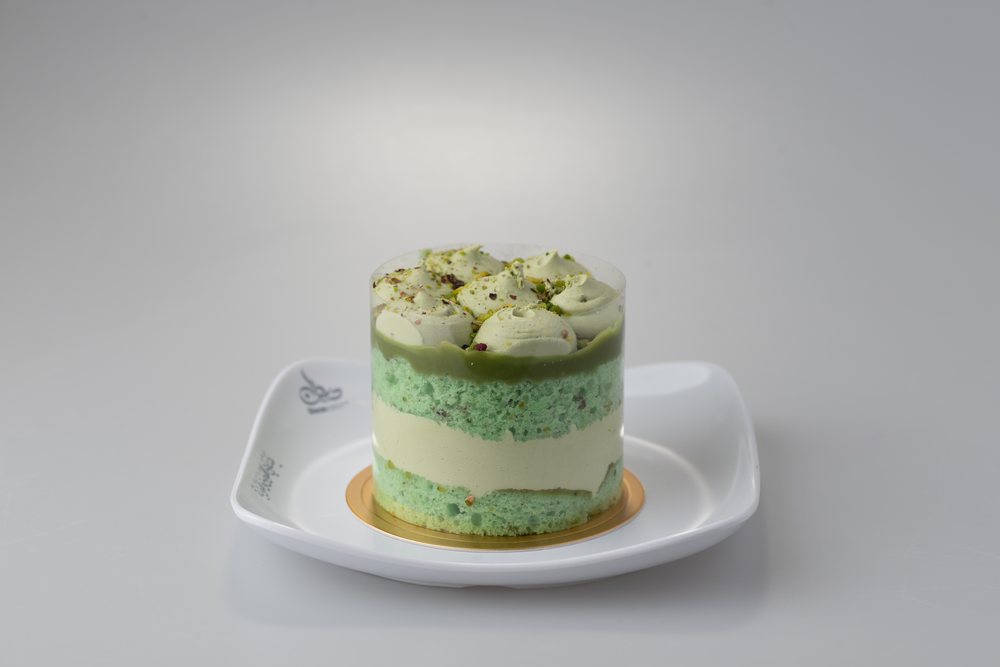 Pistachio mousse dessert