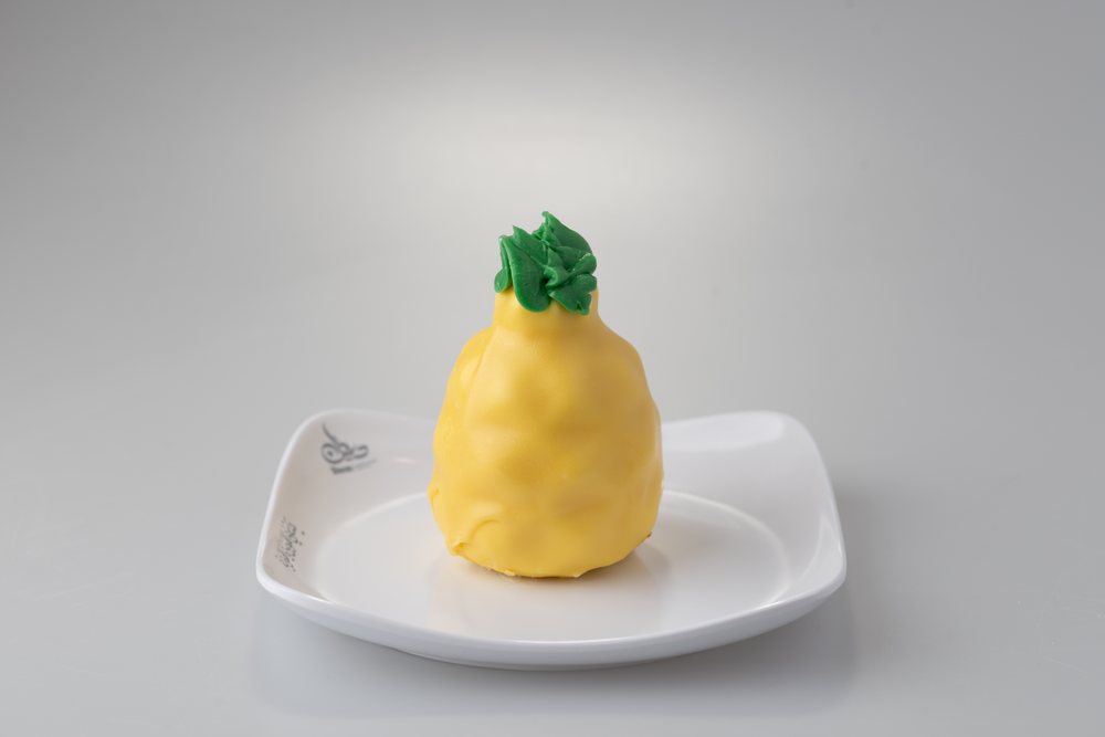 Mango pinecone dessert